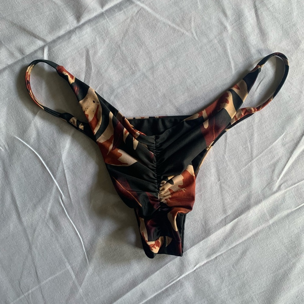 NWT STONE FOX SWIM Natural Mystic Irie Bikini Bottom